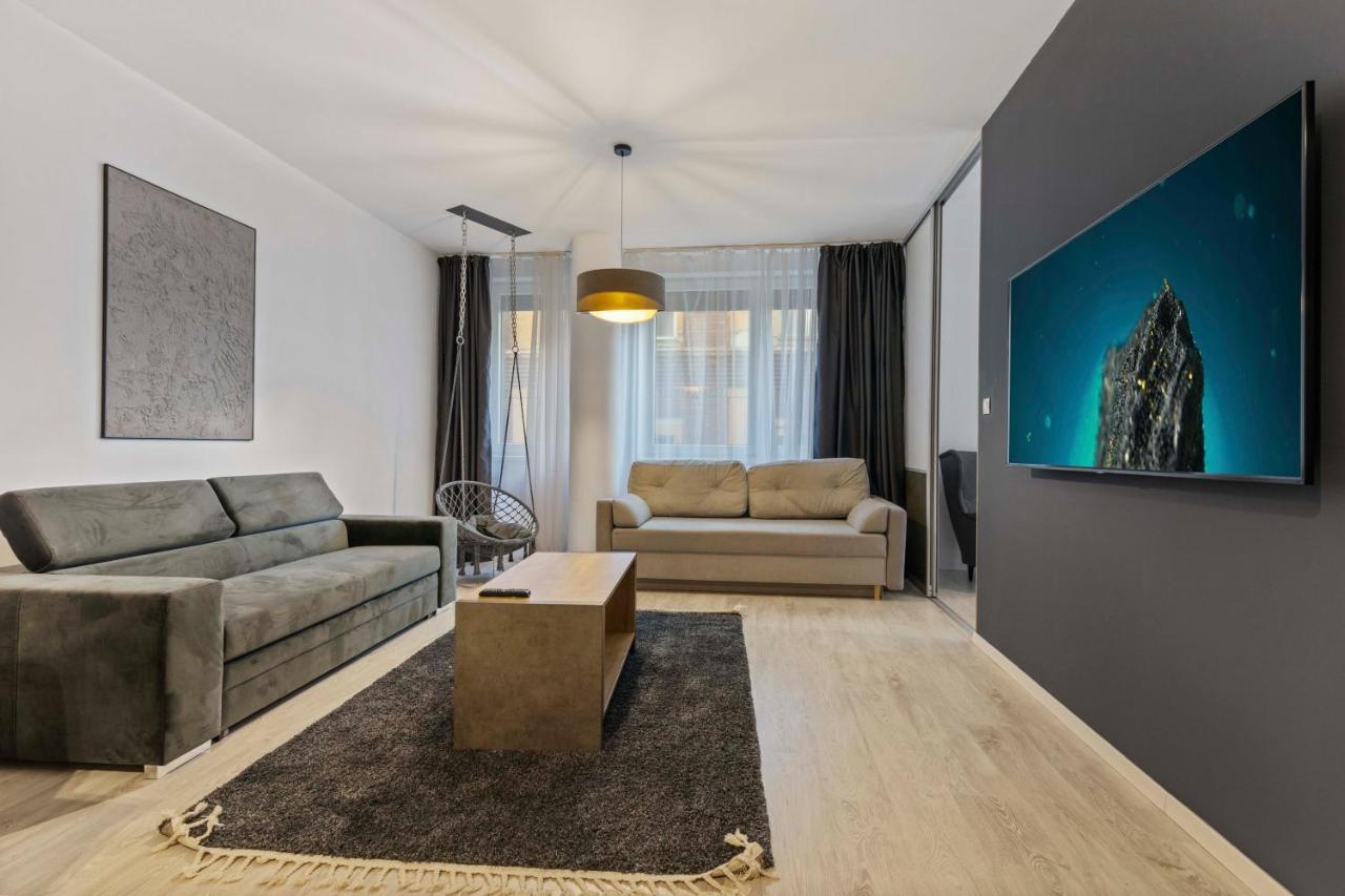 Apartmán Lam Anthracite W Ac & Balcony Bratislava Exteriér fotografie