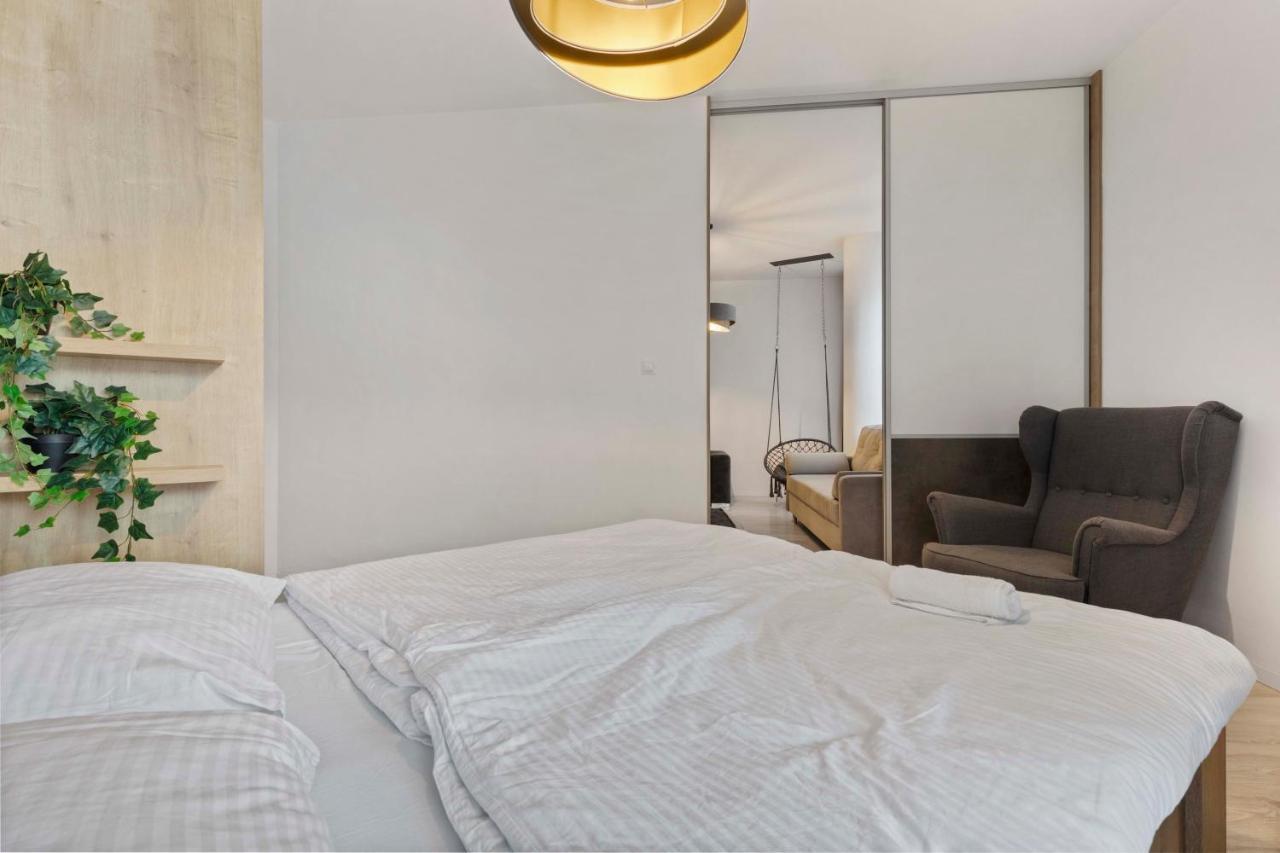 Apartmán Lam Anthracite W Ac & Balcony Bratislava Exteriér fotografie
