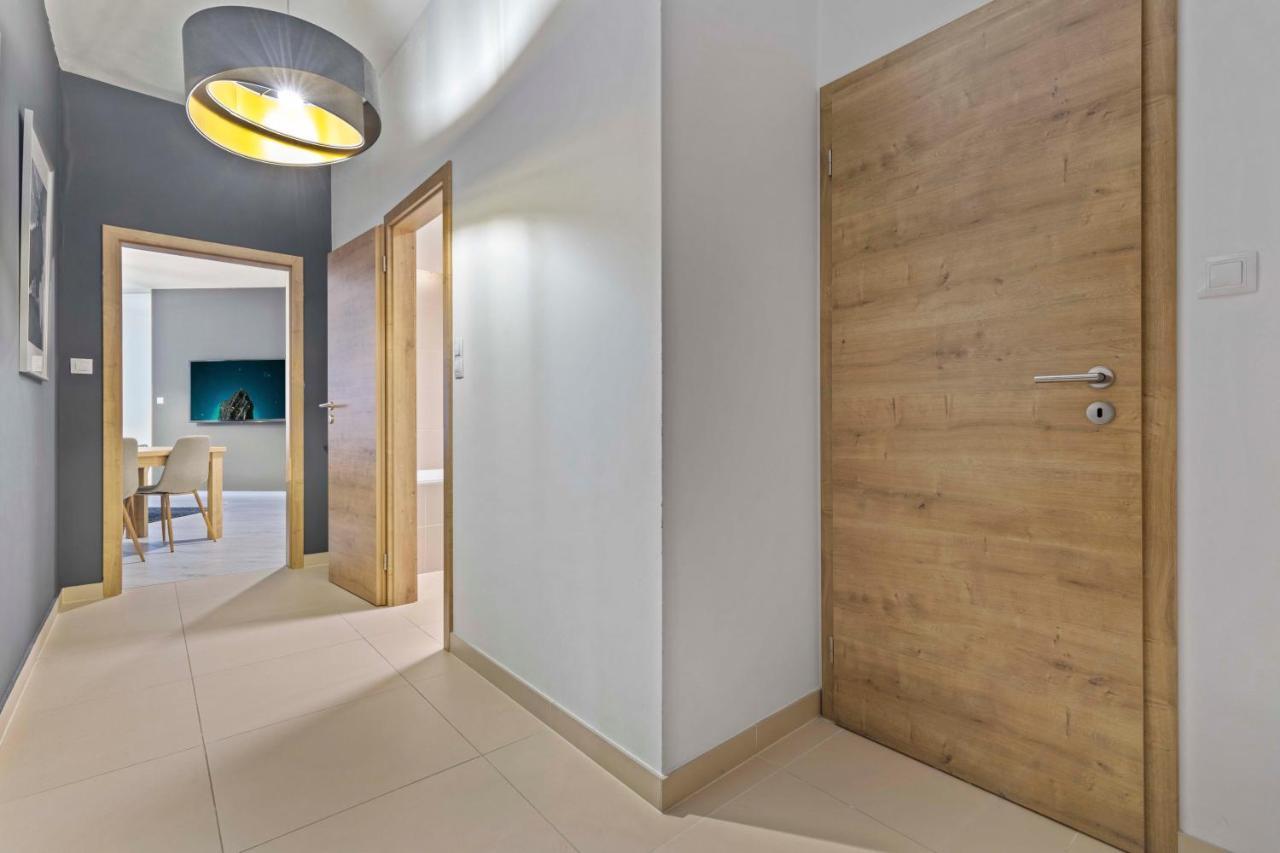 Apartmán Lam Anthracite W Ac & Balcony Bratislava Exteriér fotografie