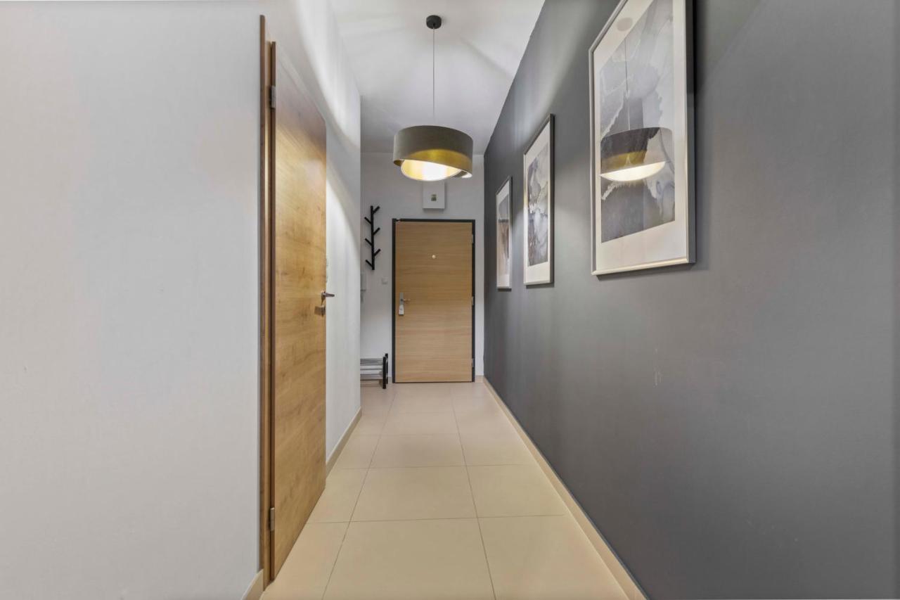 Apartmán Lam Anthracite W Ac & Balcony Bratislava Exteriér fotografie